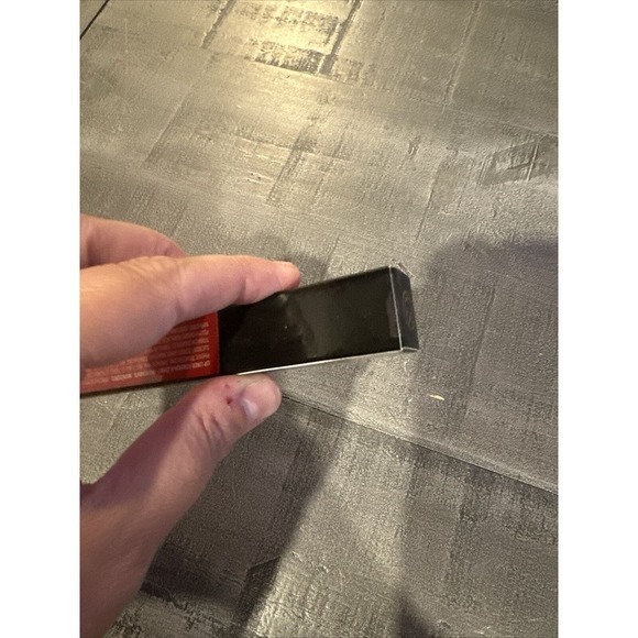 COLOR STREET~LIP LINER ~New! DYNAMITE Red shade - Picture 5 of 5